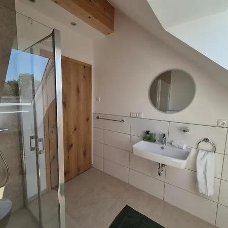 Bizzlhof * Kelheim