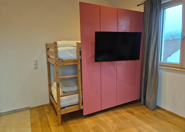 Bizzlhof Apartment *